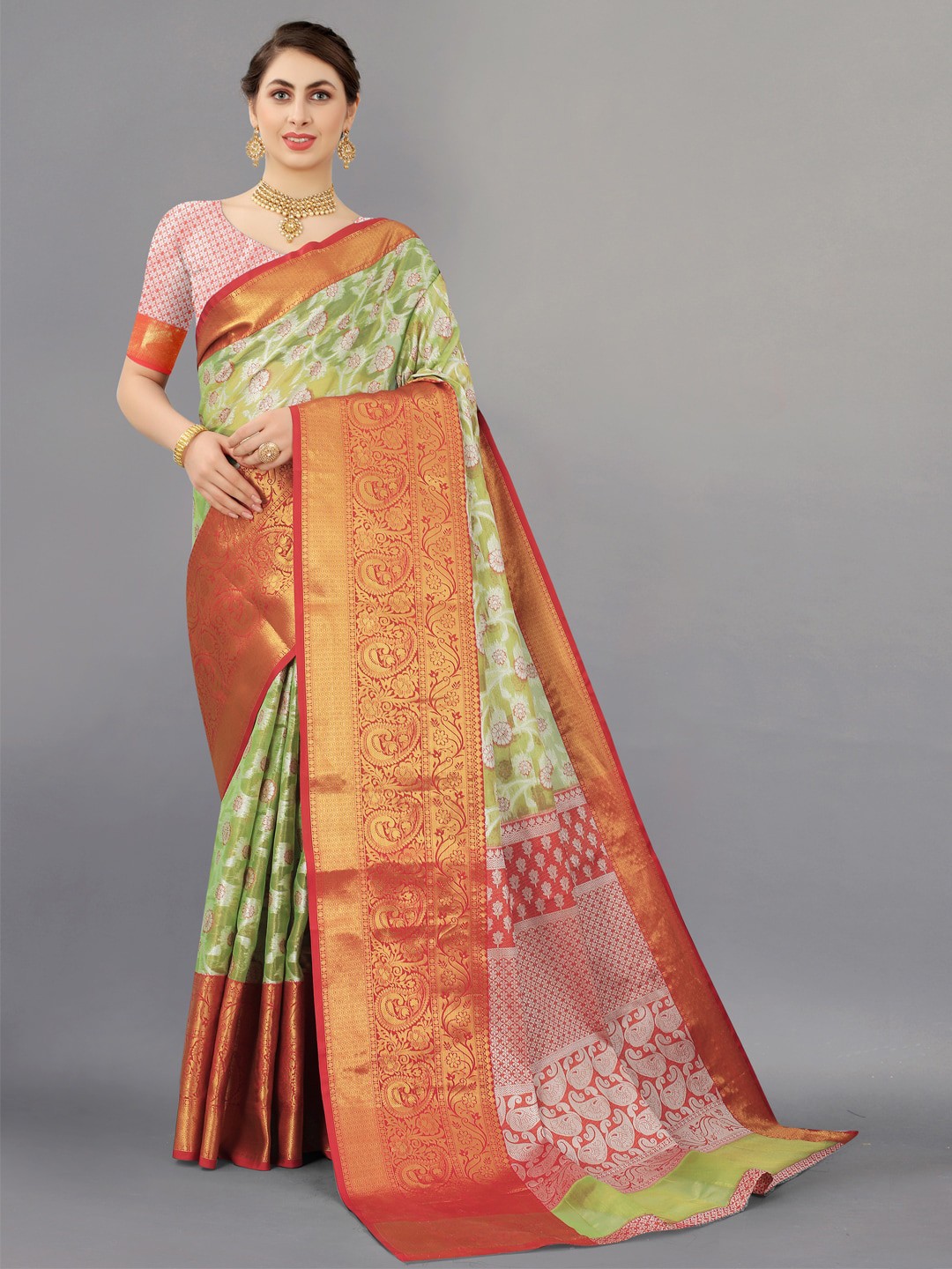 

JATRIQQ Floral Woven Design Zari Saree, Green