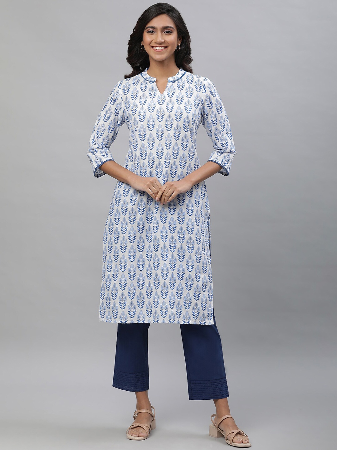 

AURELIA Mandarin Collar Ethnic Motifs Printed Thread Work A-Line Cotton Kurta, White