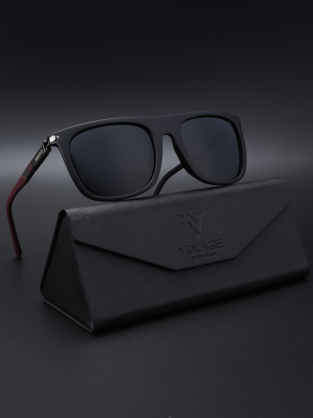 

Voyage Unisex Wayfarer Sunglasses with Polarised and UV Protected Lens, Black