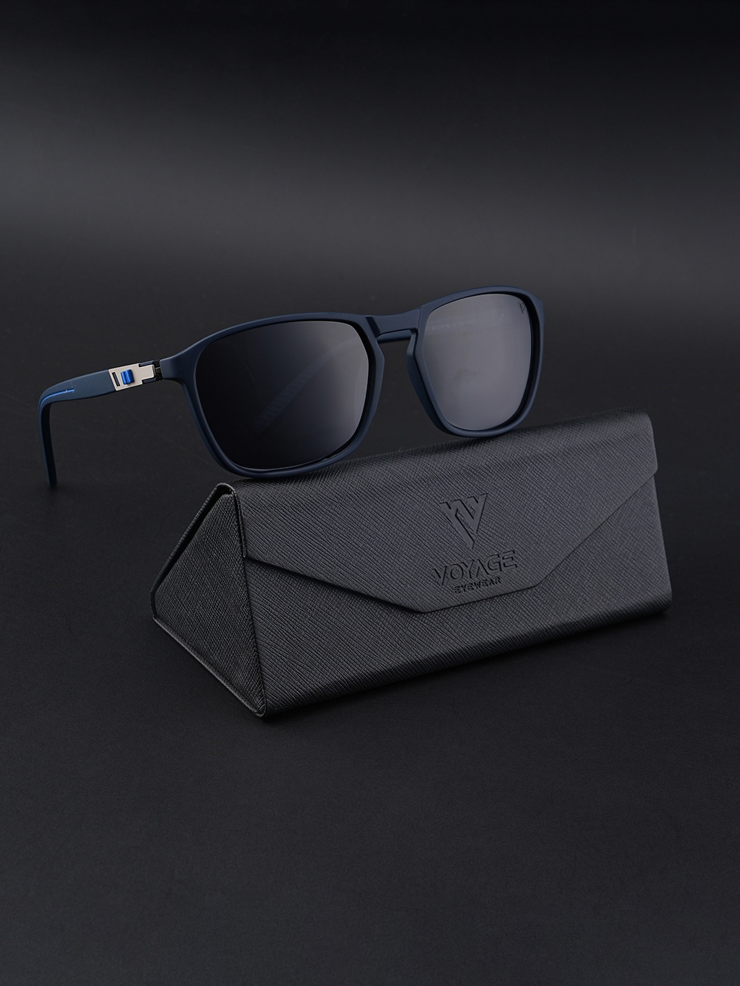 

Voyage Unisex Black Lens & Blue Wayfarer Sunglasses with Polarised and UV Protected Lens