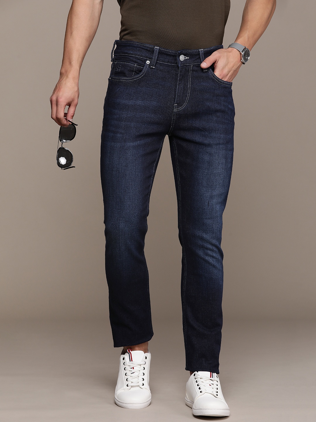 

French Connection Men Slim Fit Heavy Fade Stretchable Jeans, Blue
