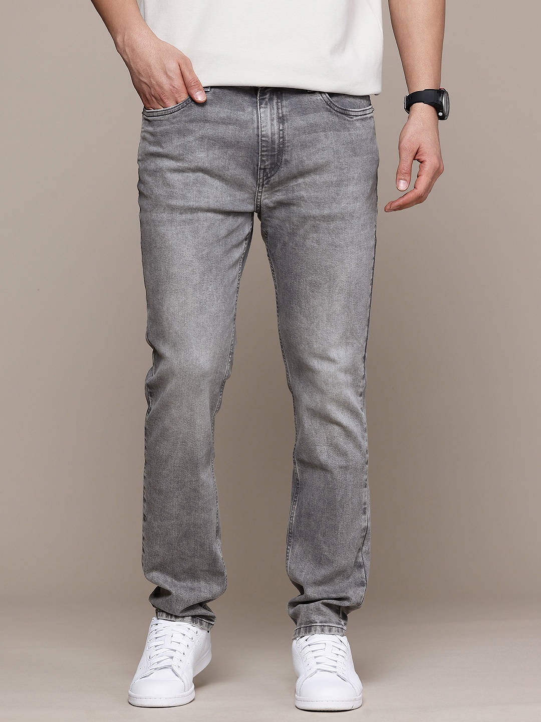 

French Connection Men Slim Fit Light Fade Stretchable Jeans, Grey