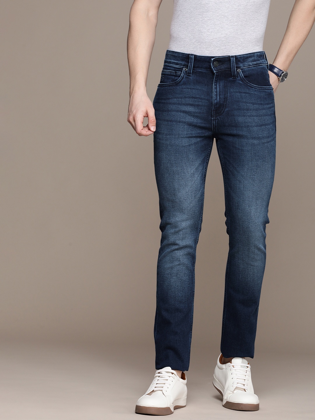 

French Connection Men Mid-Rise Slim Fit Heavy Fade Stretchable Jeans, Navy blue