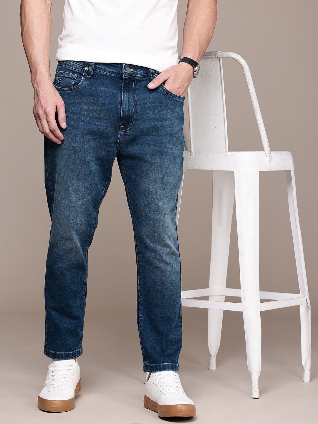 

French Connection Men Comfy Tapered Fit Light Fade Stretchable Jeans, Blue