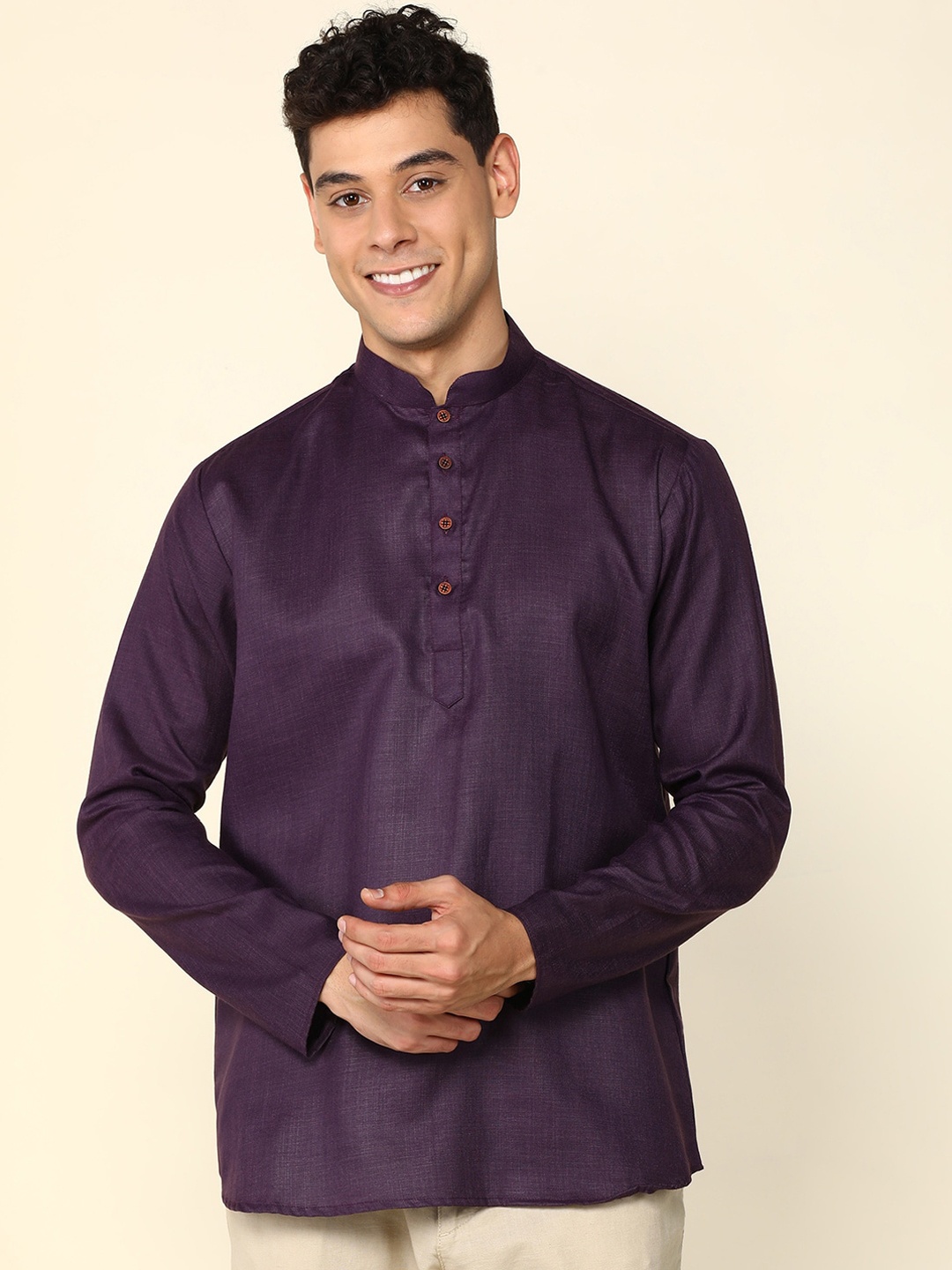 

Anubhutee Mandarin Collar Straight Cotton Kurta, Purple