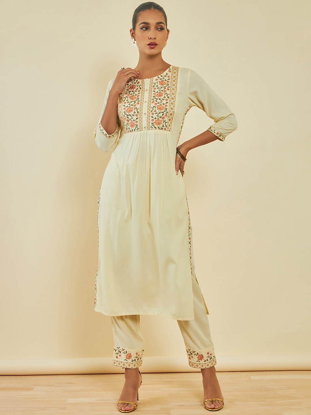 

Soch Floral Embroidered Straight Kurta with Trousers, Off white