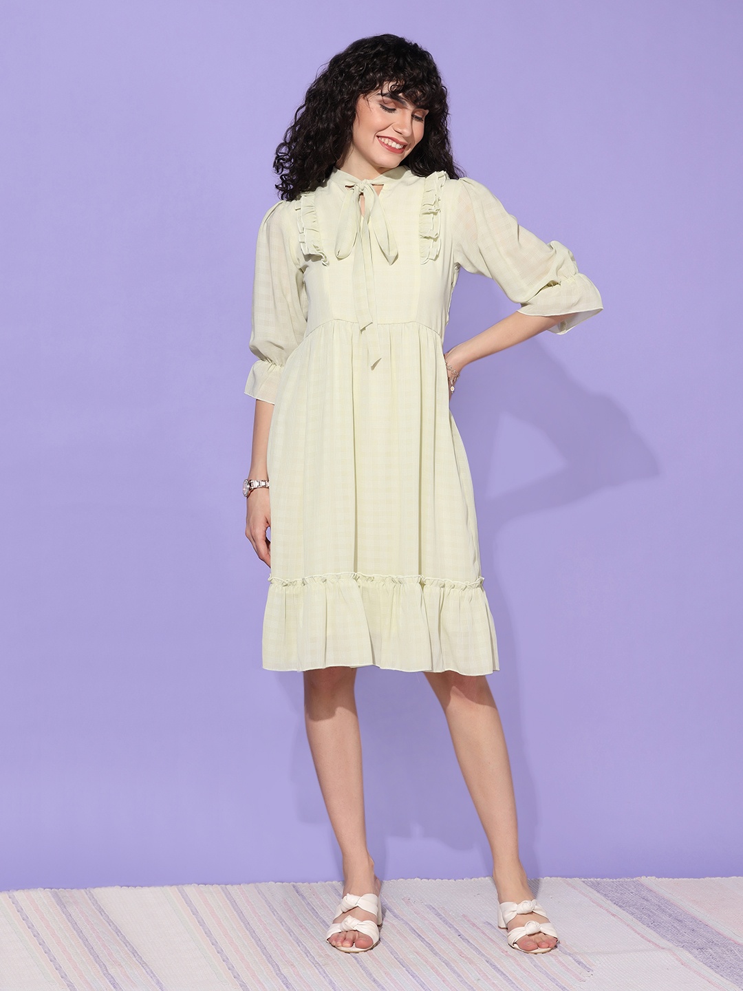 

FASHION DREAM Tie-Up Neck Ruffled Puffed Sleeves A-Line Dress, Green