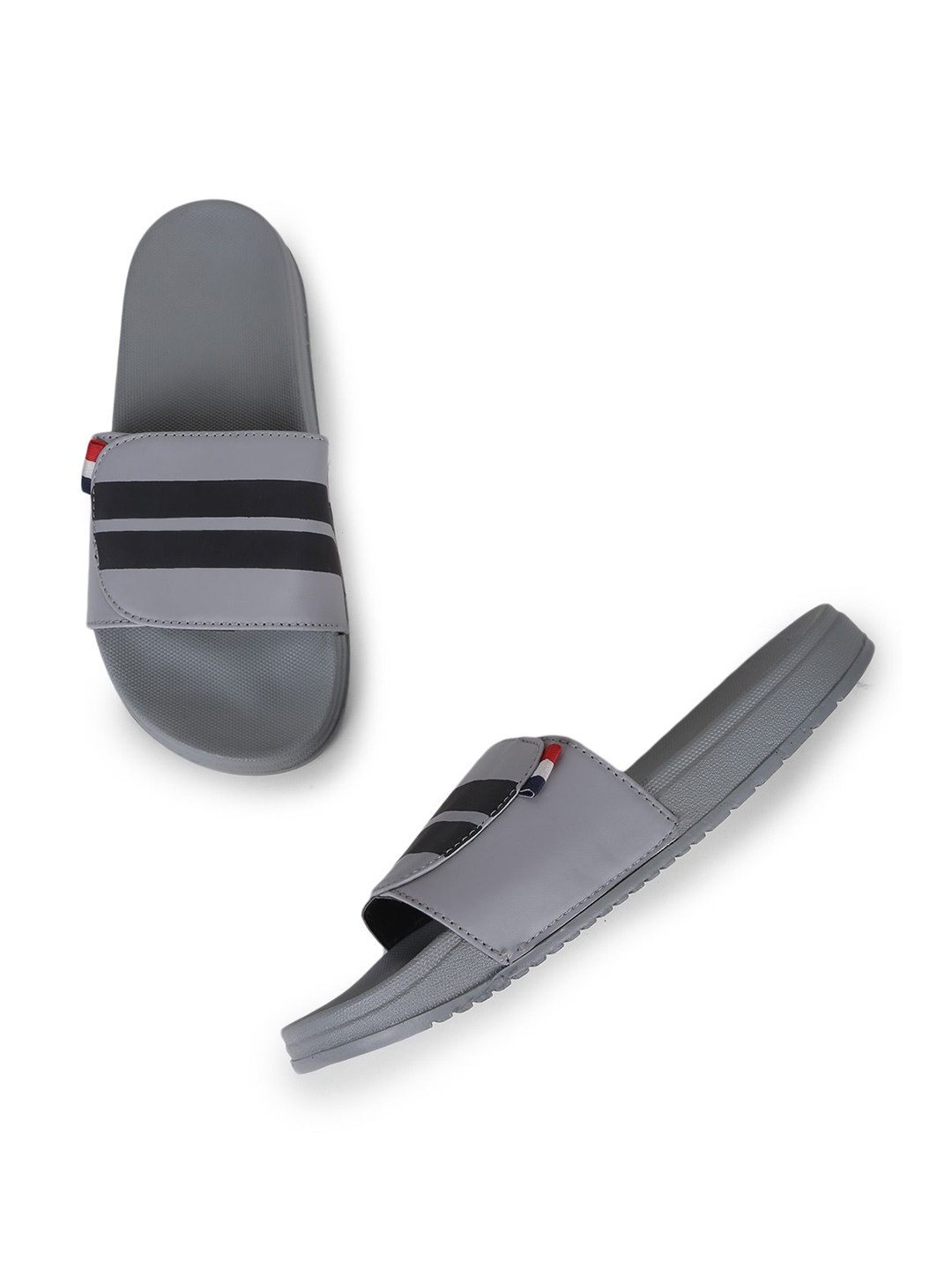 

PERY PAO Men Striped Sliders, Grey