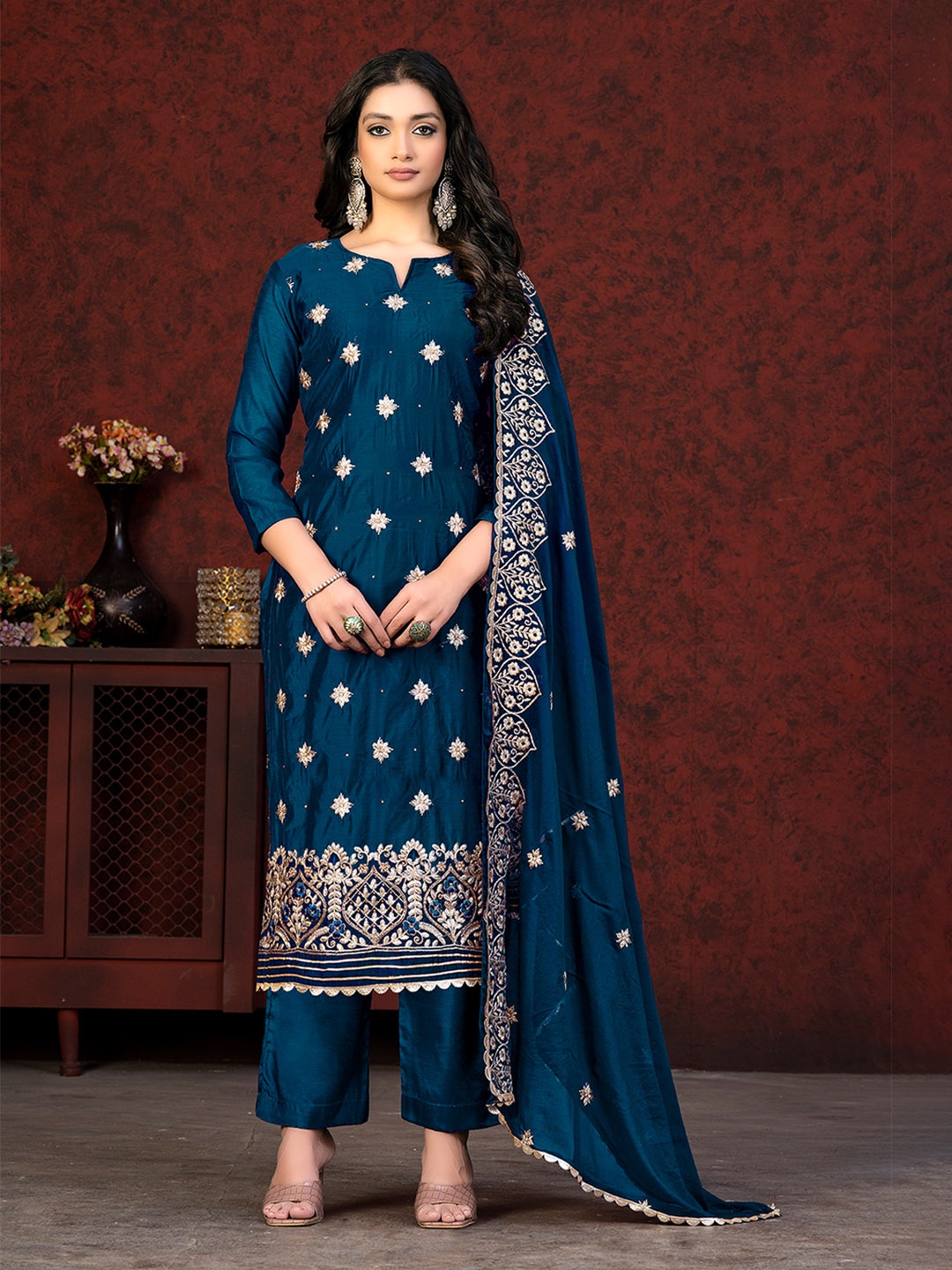 

KALINI Embroidered Unstitched Dress Material, Green