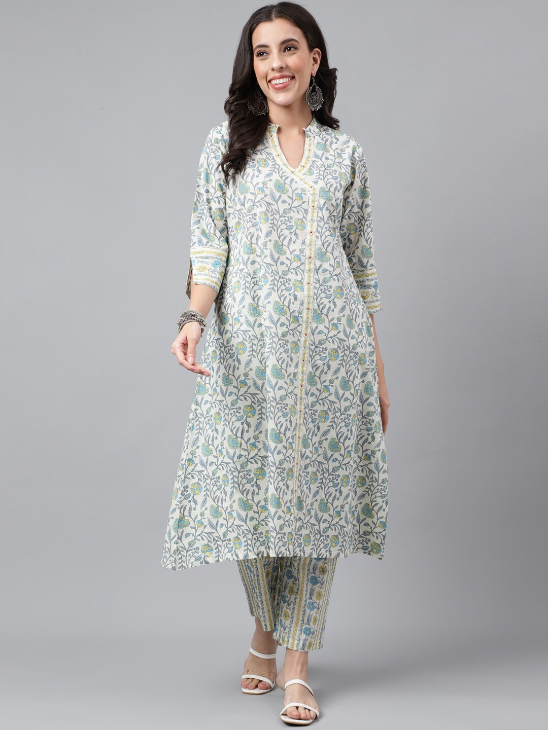 

FLAMBOYANT Floral Printed Angrakha Pure Cotton Kurta With Trousers, Off white