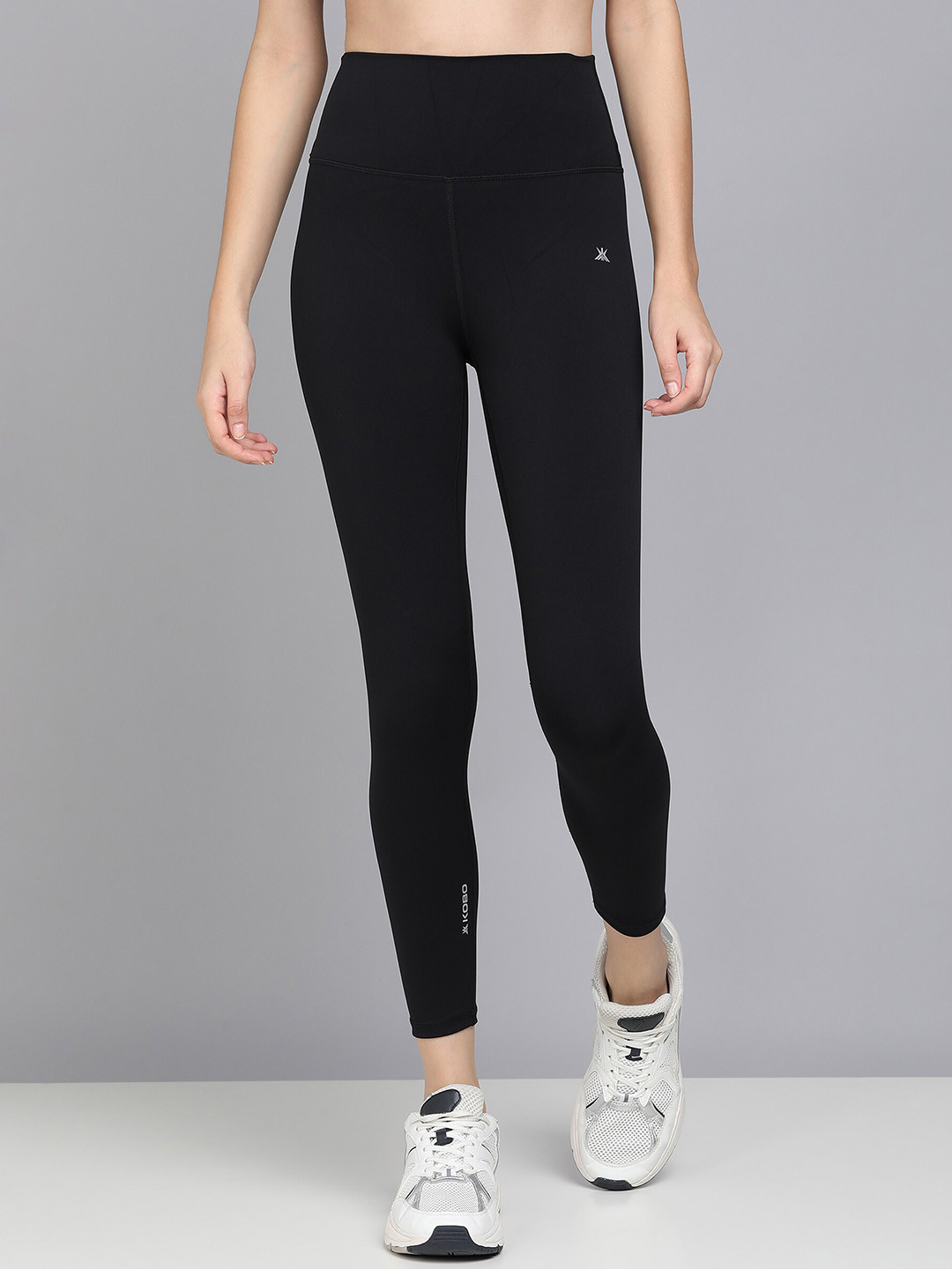 

KOBO Women Slim-Fit Ankle-Length Rapid-Dry Super Stretch Gym Tights, Black