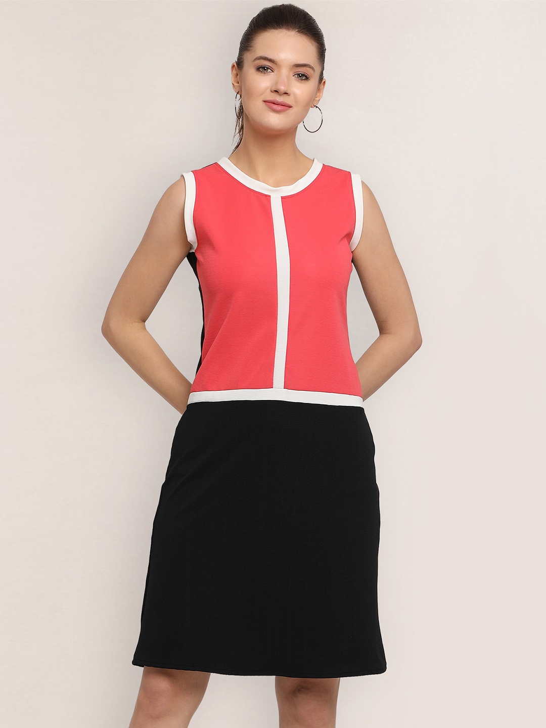 

BAESD Colourblocked Round Neck Sleeveless Sheath Dress, Pink