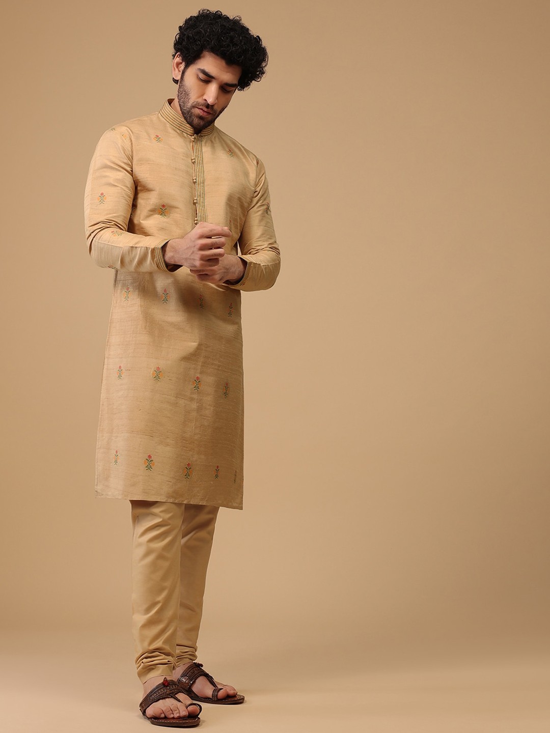 

KALKI Fashion Floral Woven Design Mandarin Collar Regular Kurta With Churidar, Beige