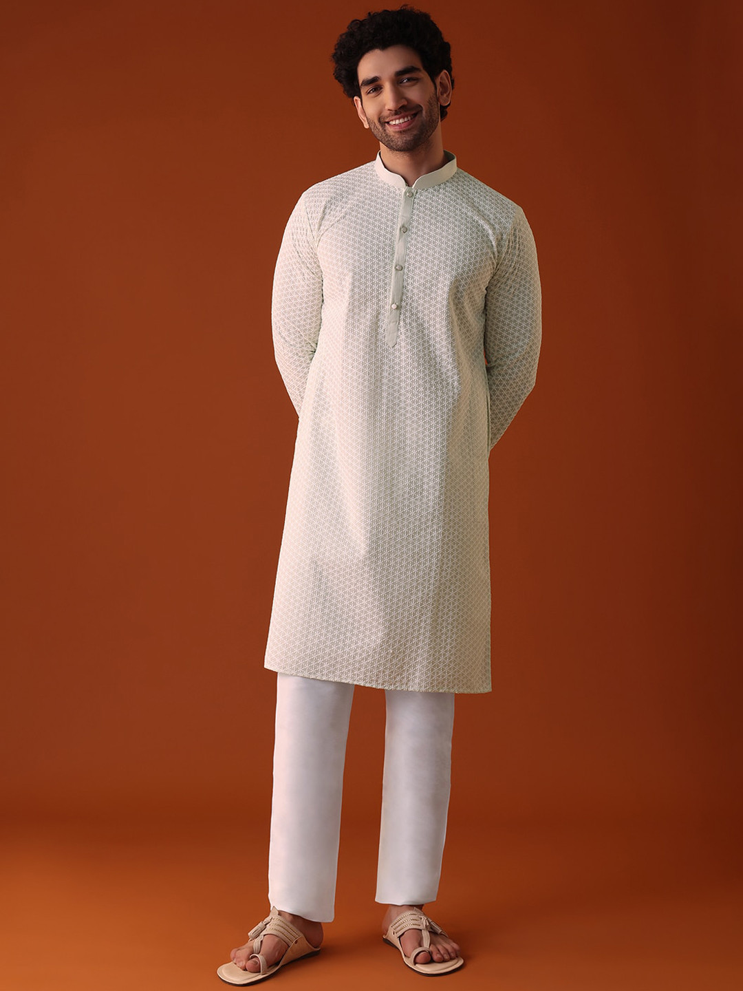 

KALKI Fashion Floral Embroidered Regular Thread Work Pure Cotton Kurta With Churidar, Green