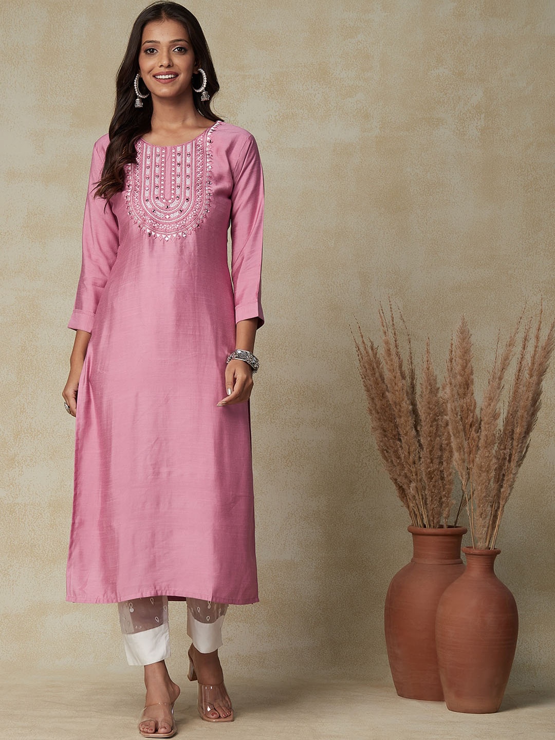 

FASHOR Pink Yoke Design Thread Work A-Line Kurta