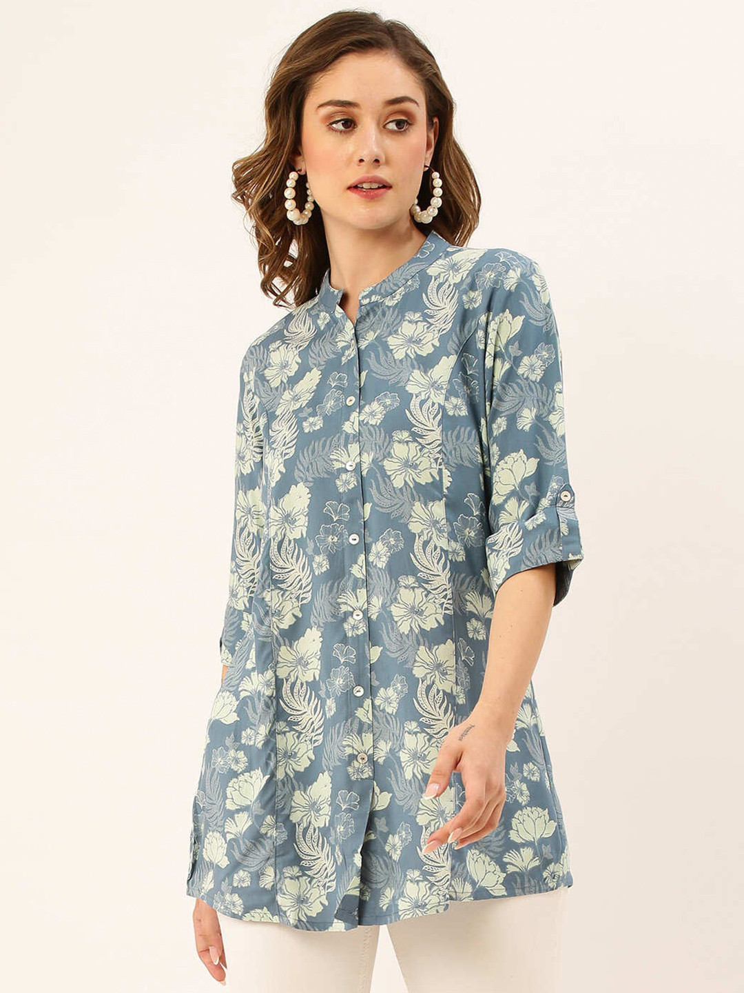 

ZOLA Grey & White Floral Printed Mandarin Collar Tunic