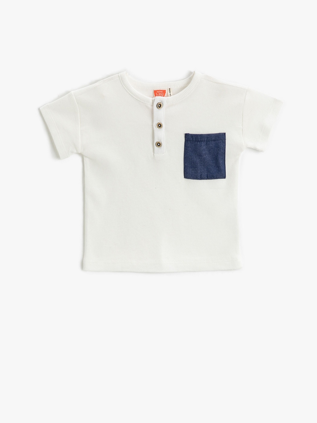 

Koton Boys Round Neck Pockets Pure Cotton T-shirt, White