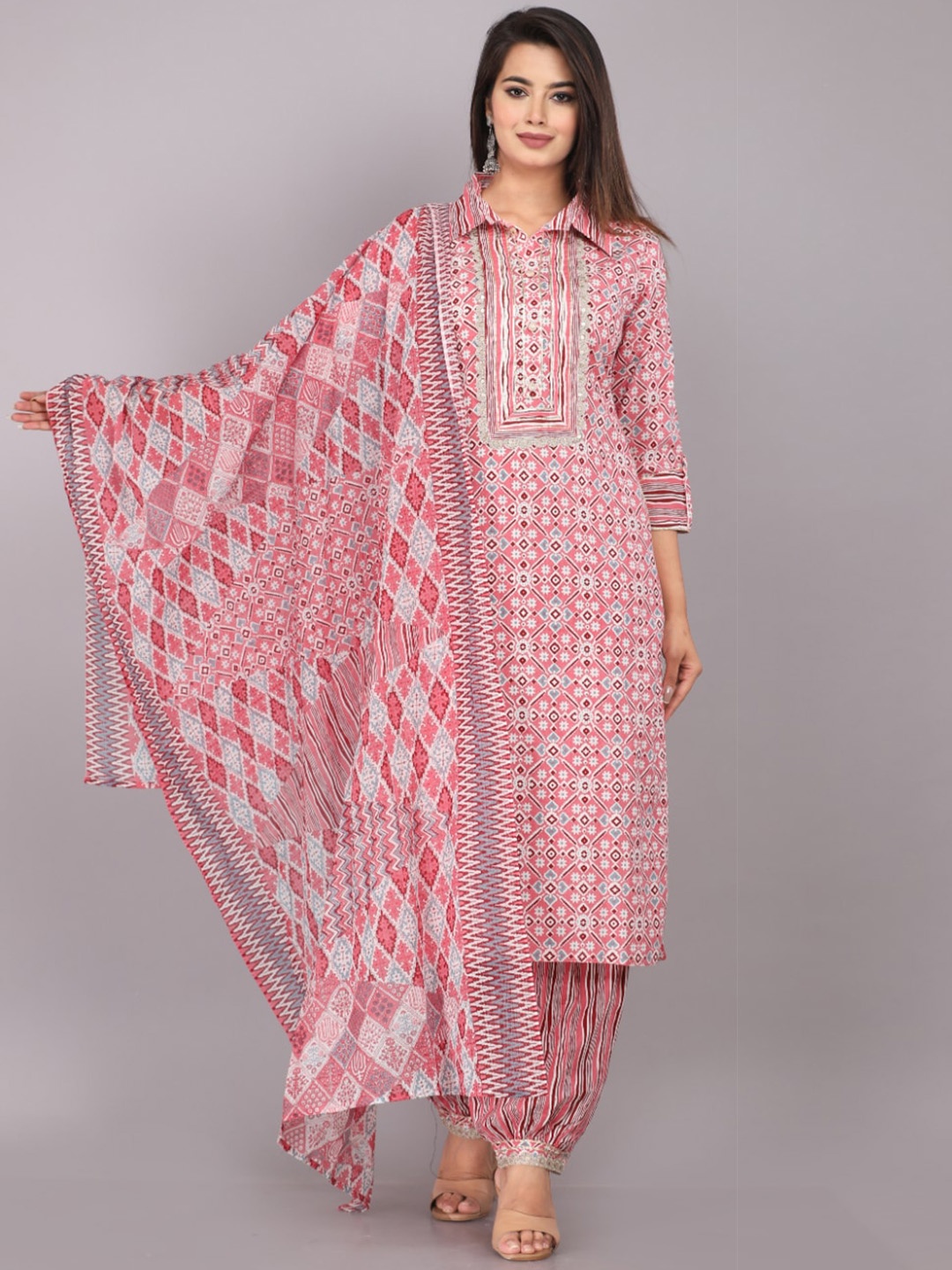 

KALINI Ethnic Motifs Printed Lace-Inserts Pure Cotton Kurta with Salwar & With Dupatta, Peach