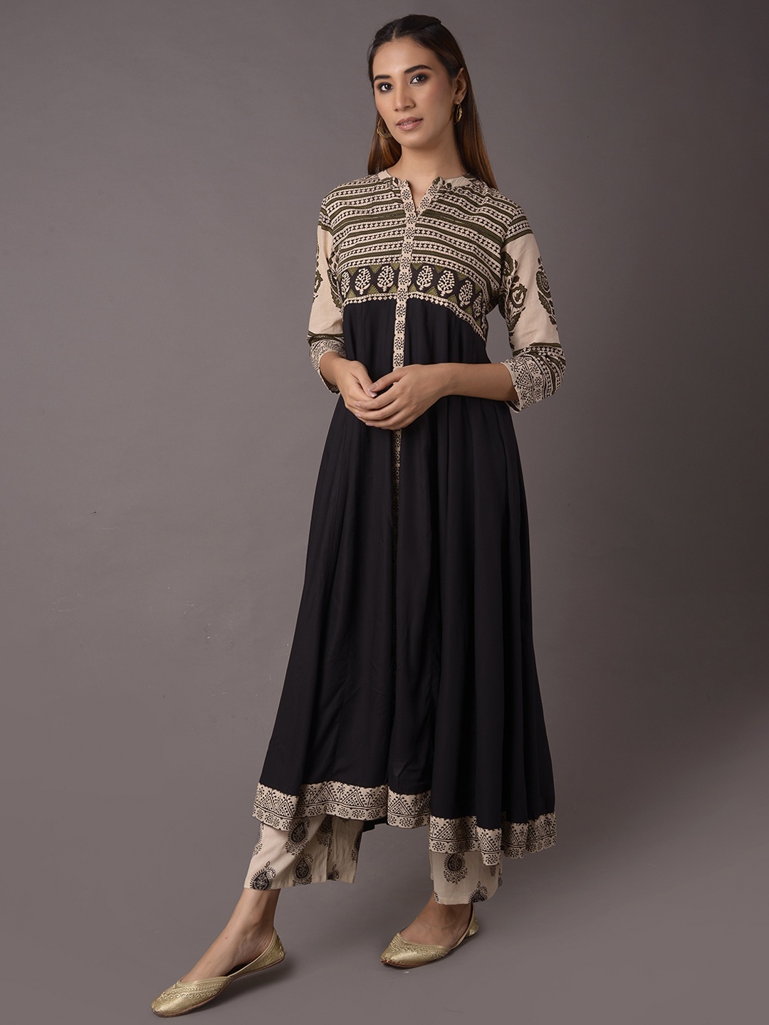 

PINKSKY Ethnic Motifs Printed Yoke Design Kurta, Brown