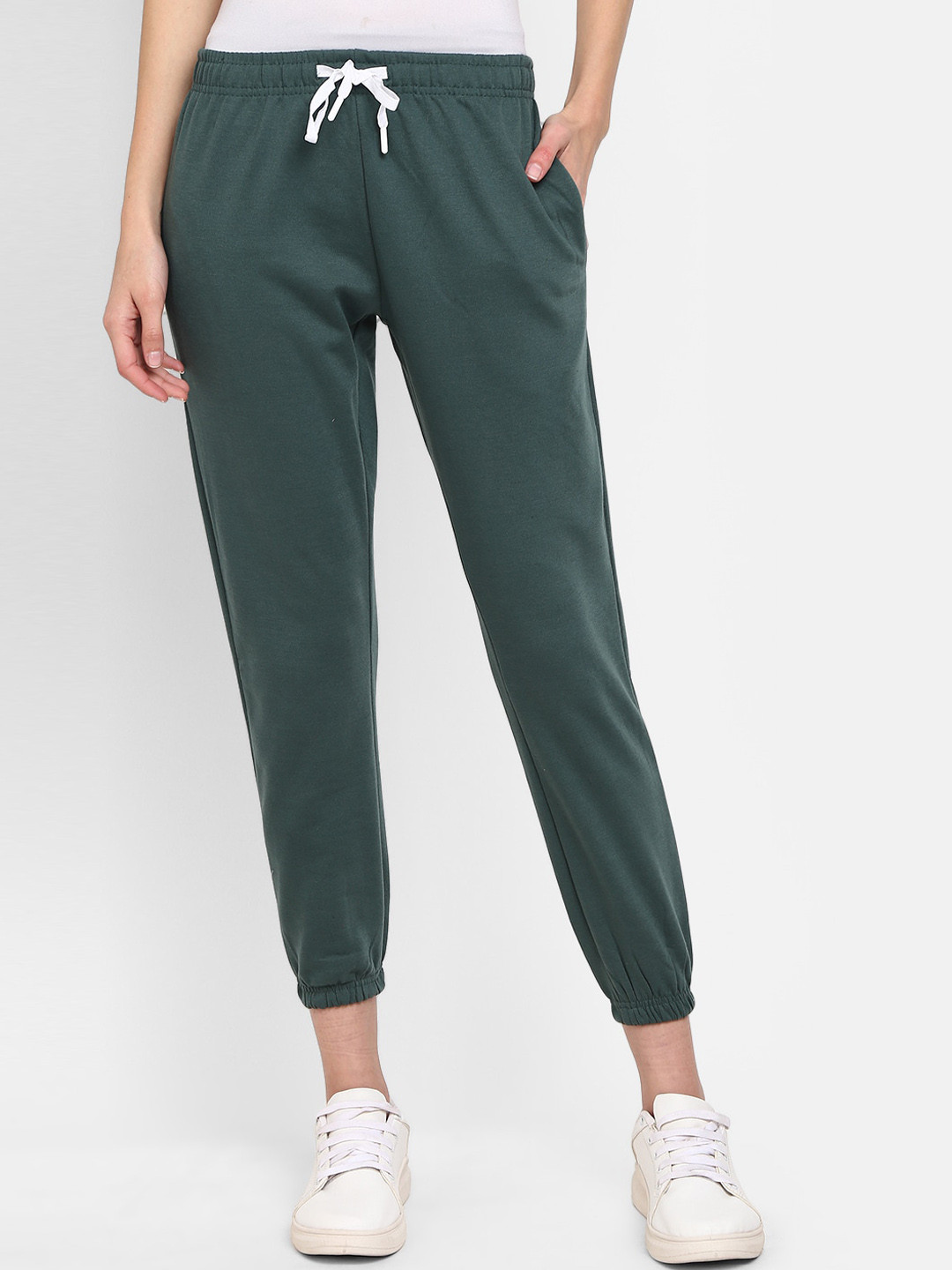 

V-Mart Women Mid Rise Fleece Jogger, Green