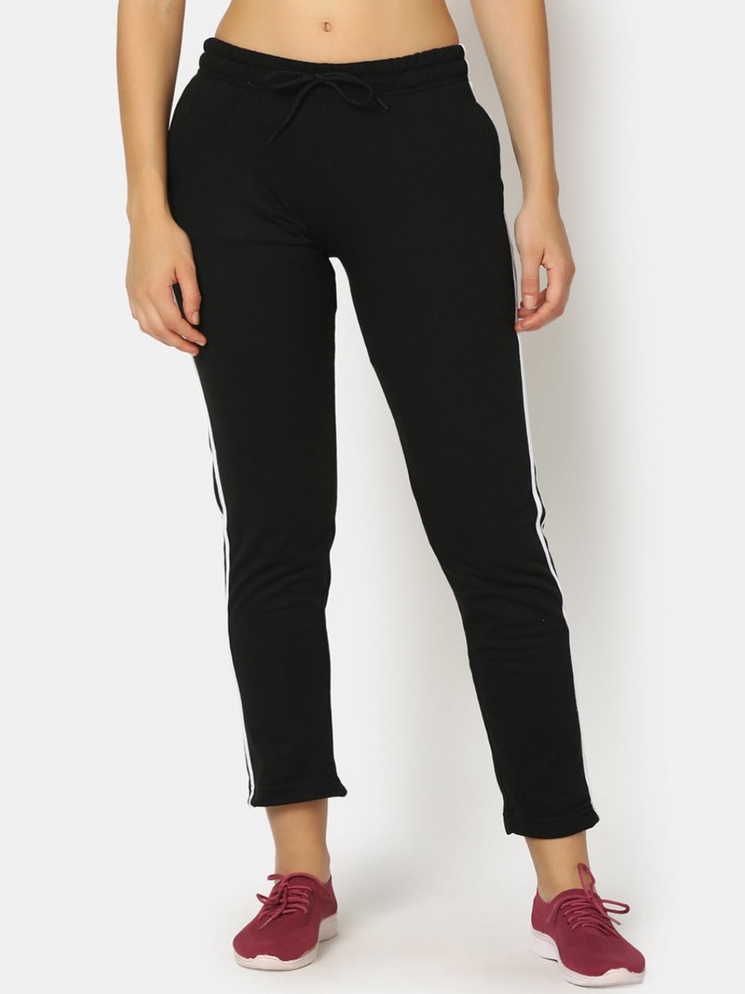 

V-Mart Women Mid Rise Fleece Track Pants, Black