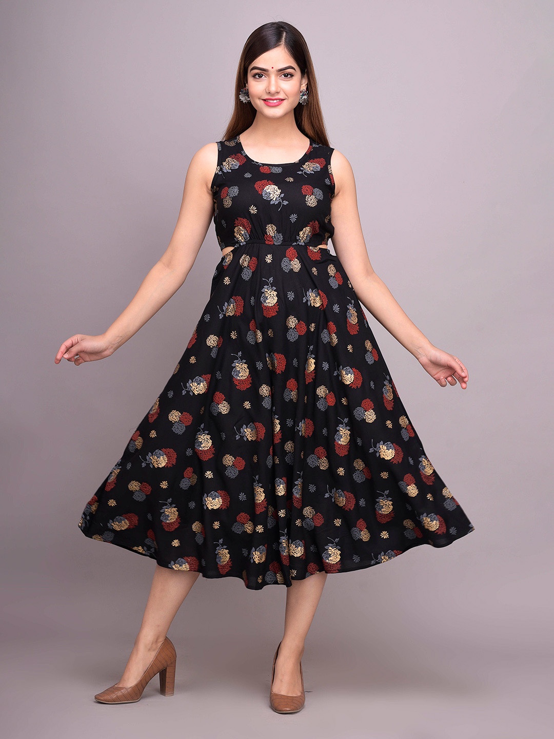 

UNIBLISS Floral Printed Cut Out Detail Fit & Flare Midi Dress, Black