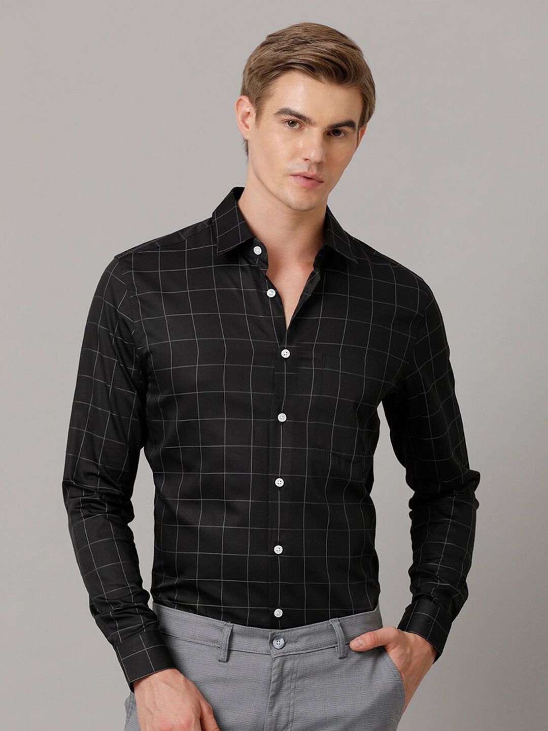 

Aldeno India Slim Windowpane Checks Pure Cotton Formal Shirt, Black