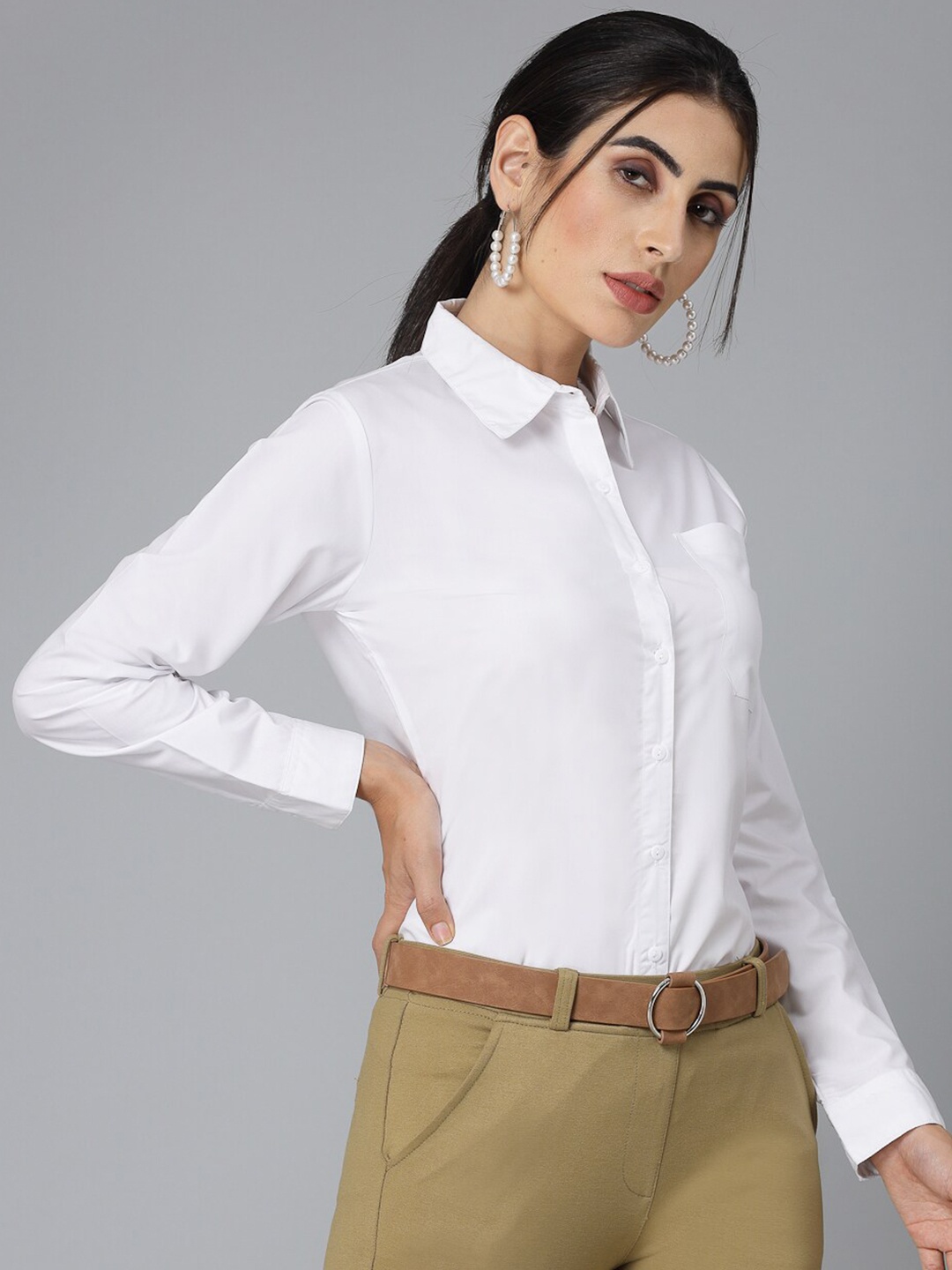 

Style Quotient White Chest Pockets Smart Regular Fit Formal Shirt