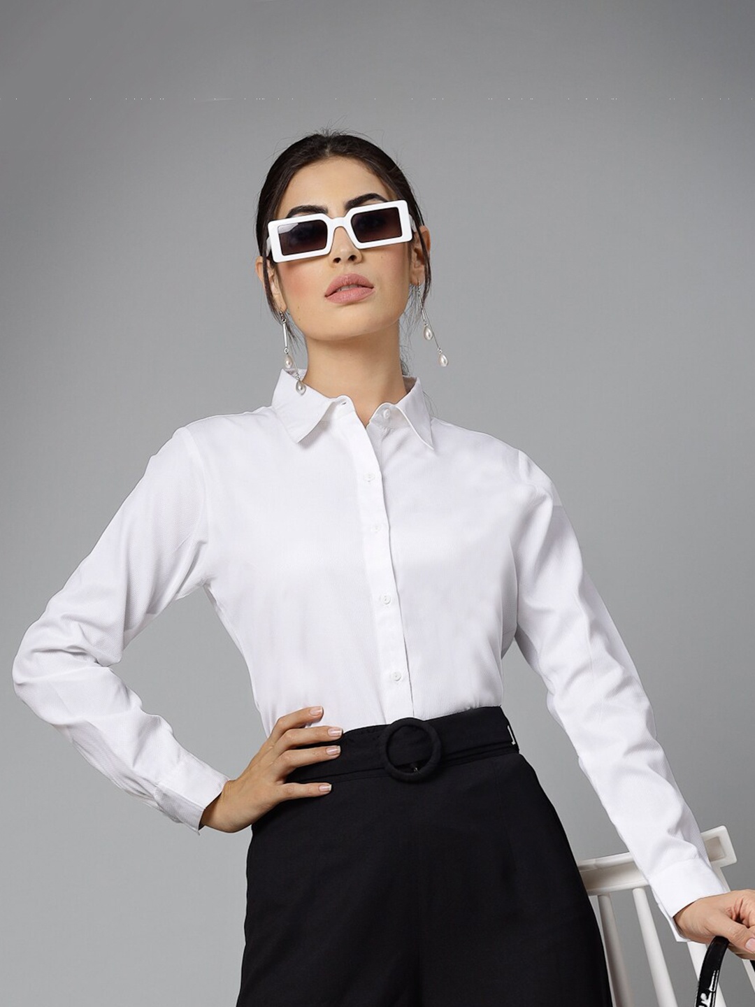 

Style Quotient White Smart Formal Shirt