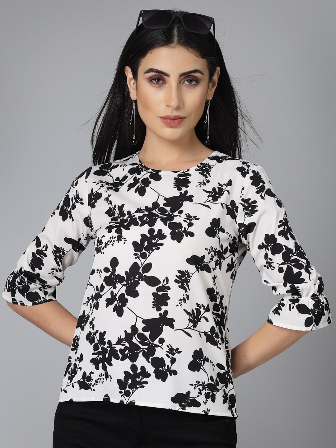 

Style Quotient White & Black Floral Printed Bell Sleeve Top