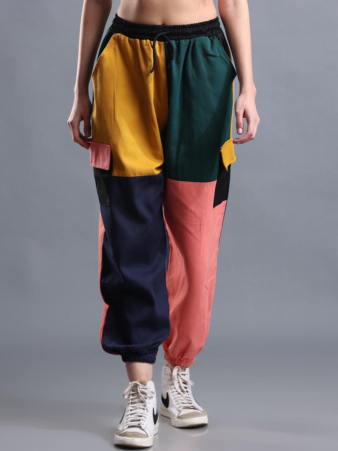 

The Dance Bible Women Colourblocked Anti Odour Relaxed Fit Cotton Joggers, Green