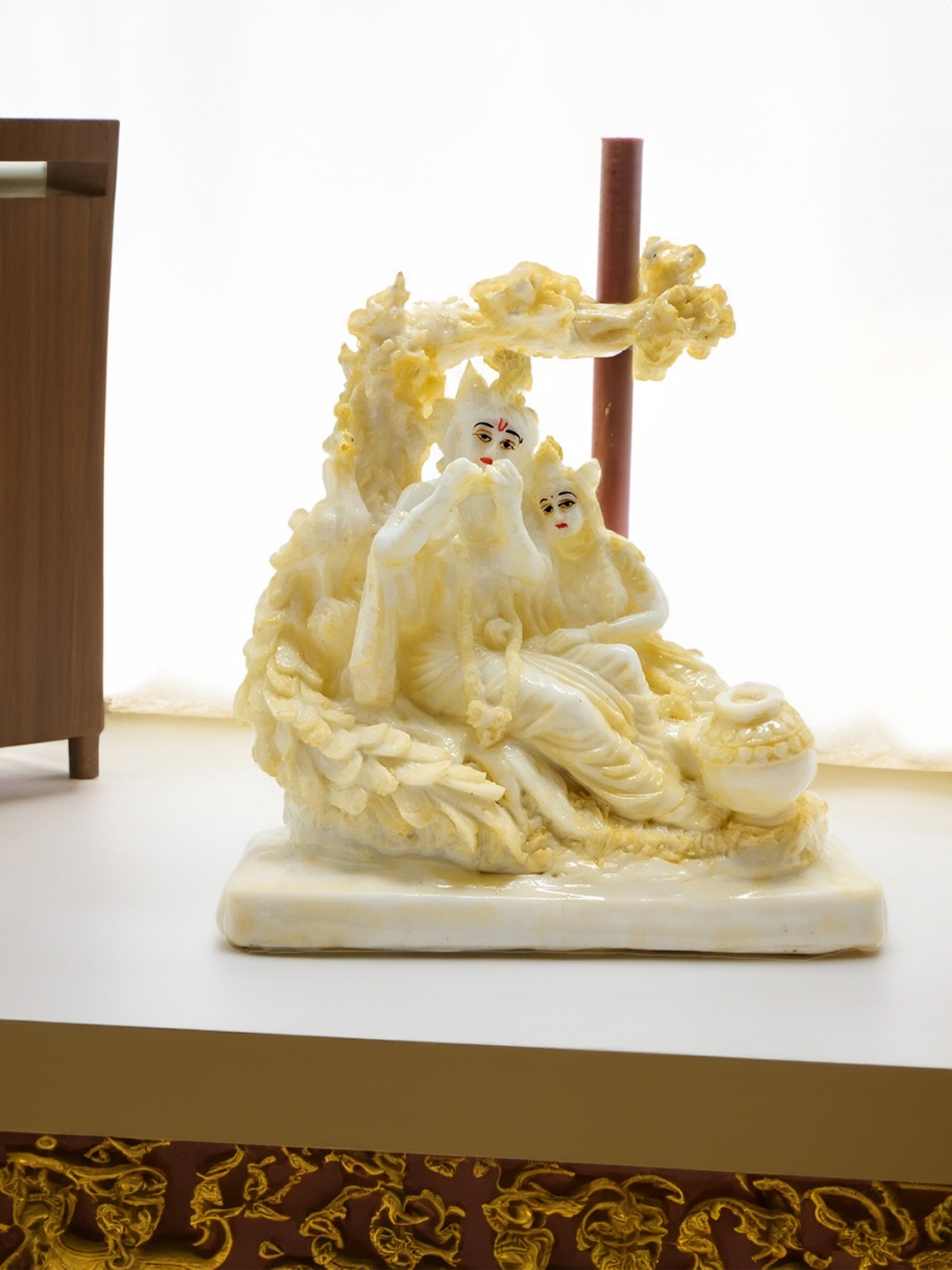 

ZURU BUNCH White Radha Krishna Idol Showpiece