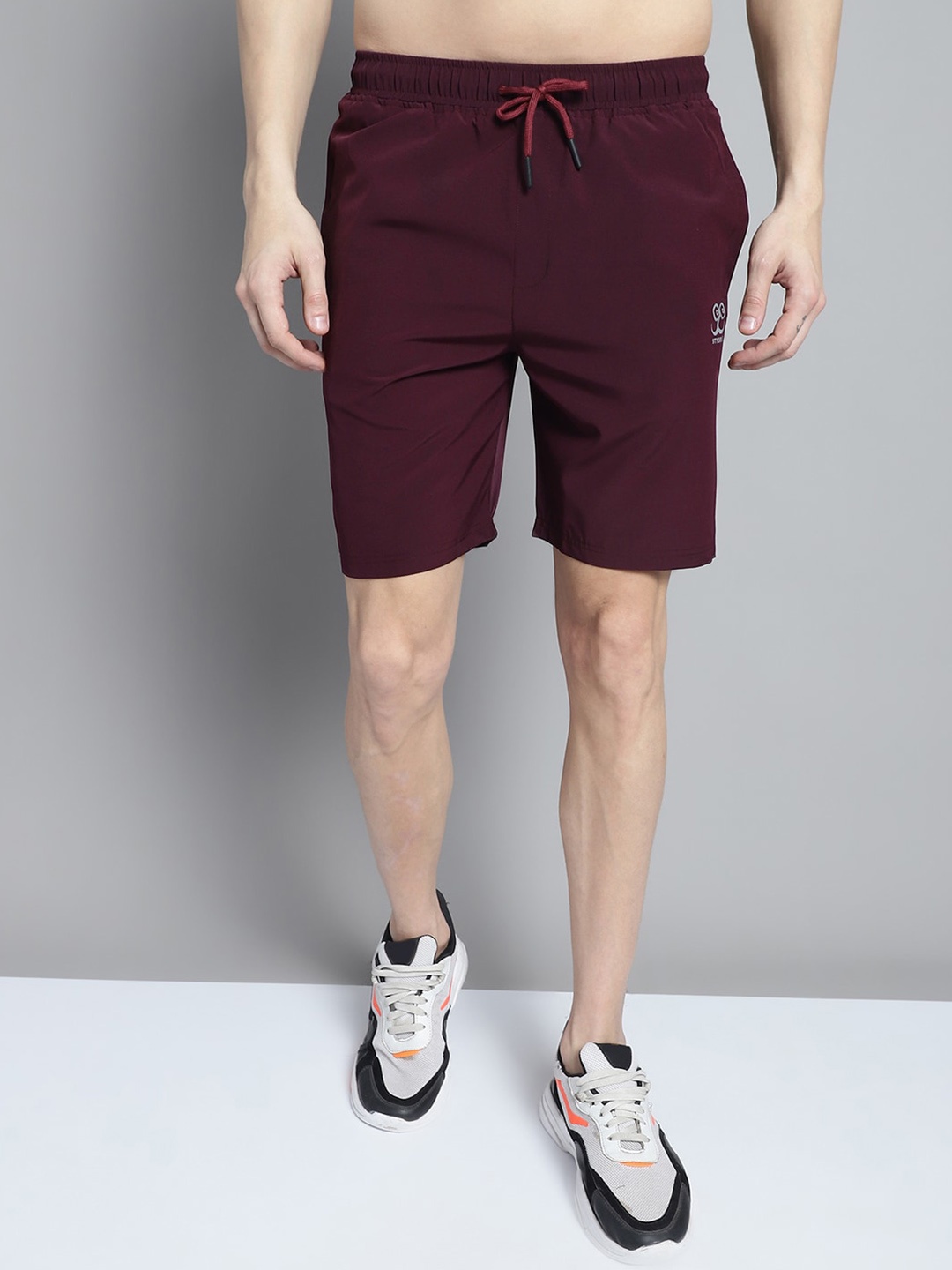 

9ty3ree Men Mid-Rise Sports Shorts, Maroon