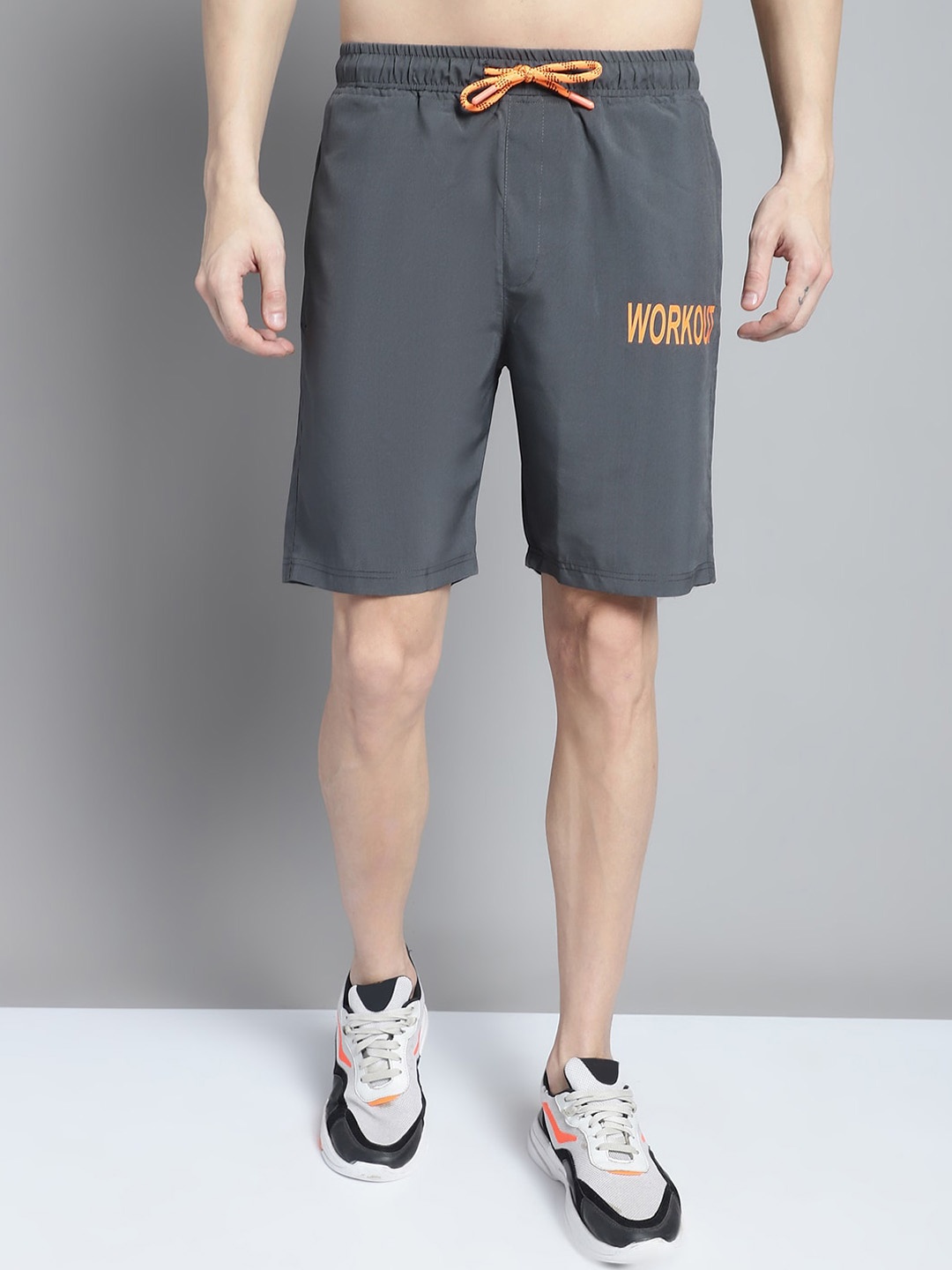 

9ty3ree Men Mid Rise Sports Shorts, Charcoal