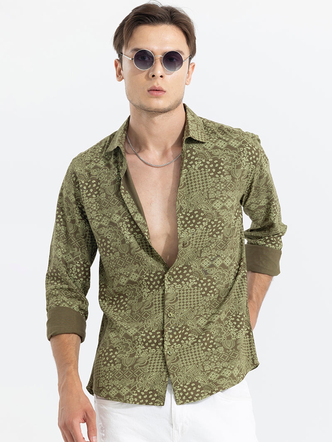 

Snitch Green Classic Ethnic Motifs Printed Casual Shirt