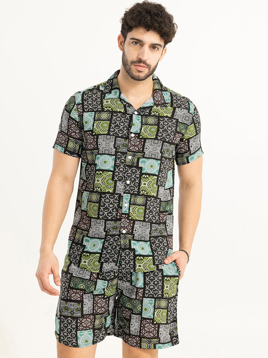 

Snitch Printed Shirt & Shorts, Black