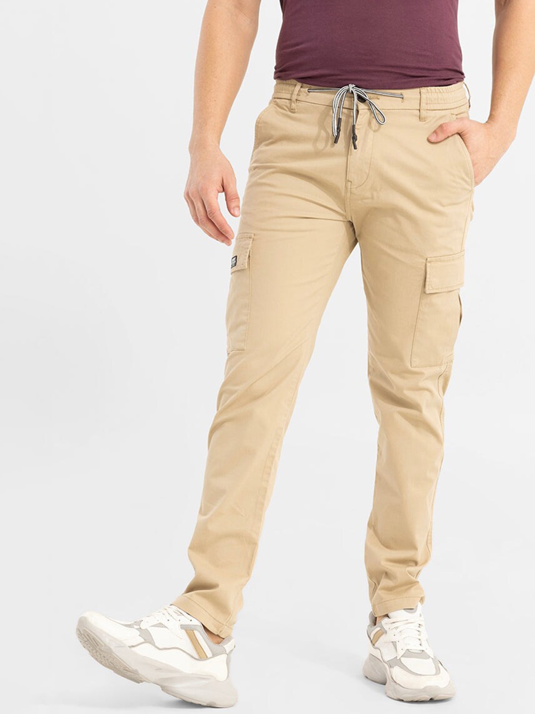 

Snitch Men Mid-Rise Smart Straight Fit Cargos Trousers, Khaki