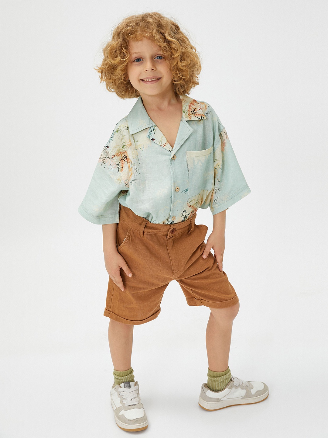 

Koton Boys Floral Printed Pure Cotton Pocket Casual Shirt, Green