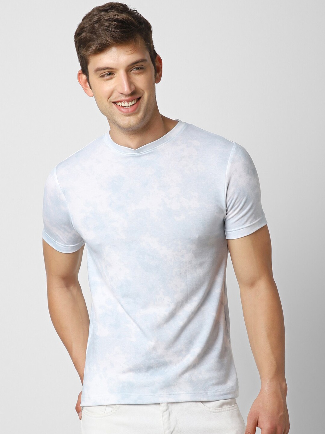 

VASTRADO Tie & Dye Round Neck Cotton Casual T-Shirt, Blue