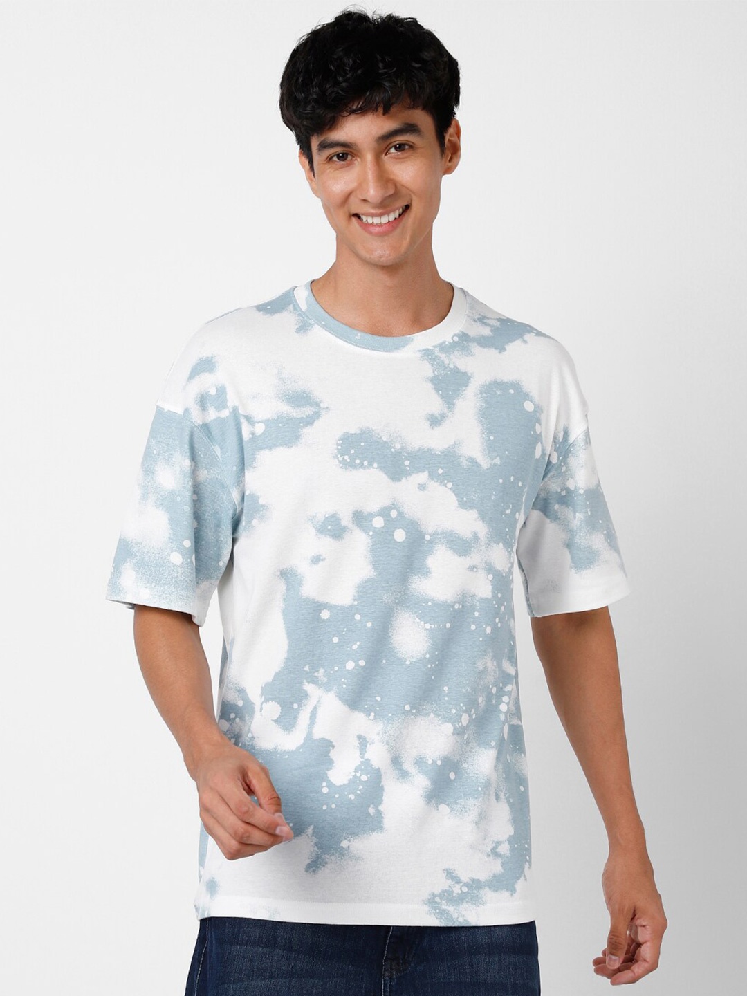 

VASTRADO Tie & Dye Round Neck Drop Shoulder Sleeve Cotton Casual T-Shirt, White