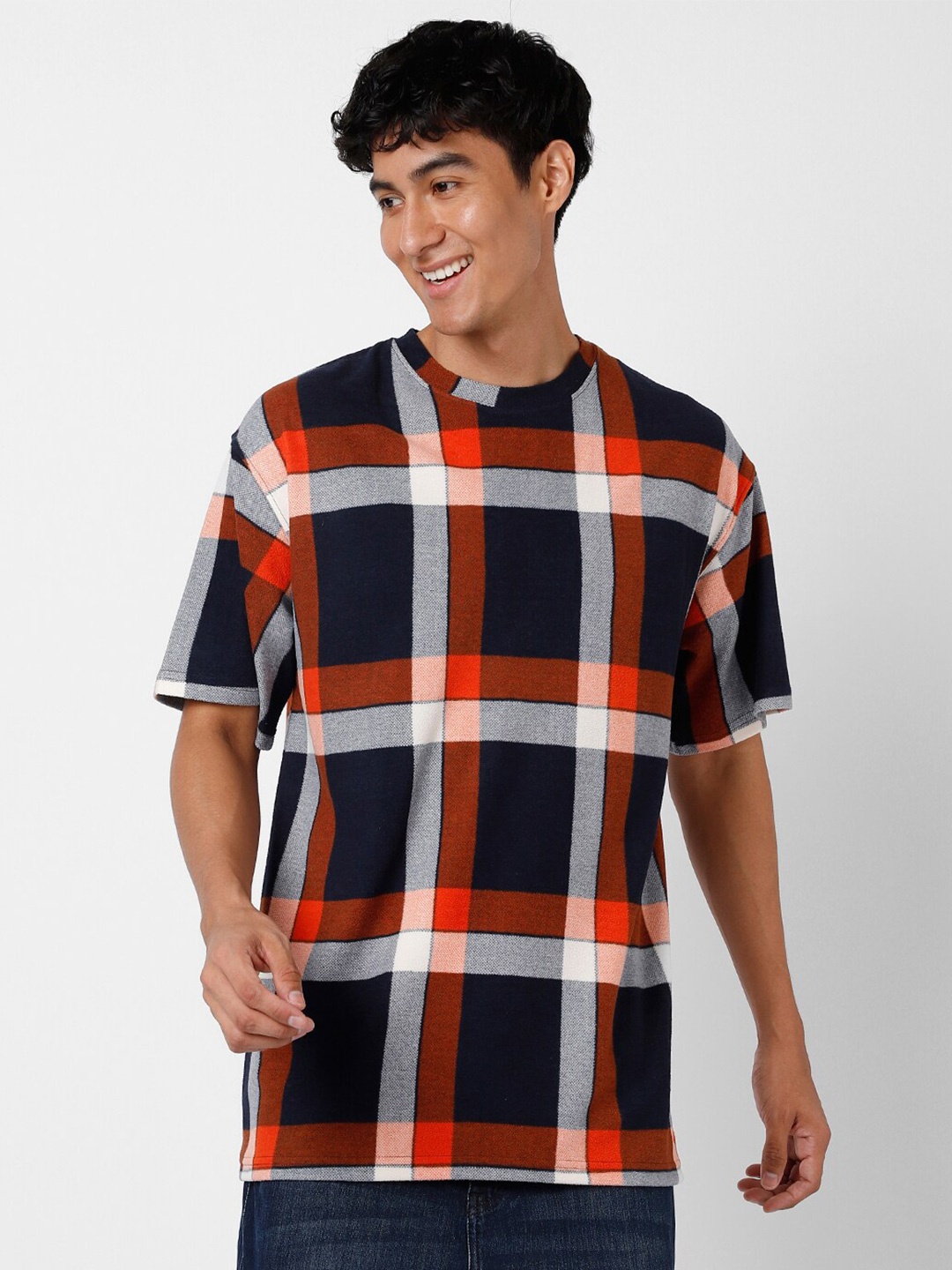 

VASTRADO Checked Drop Shoulder Sleeve Round Neck Oversized Fit Cotton Casual T-Shirt, Navy blue
