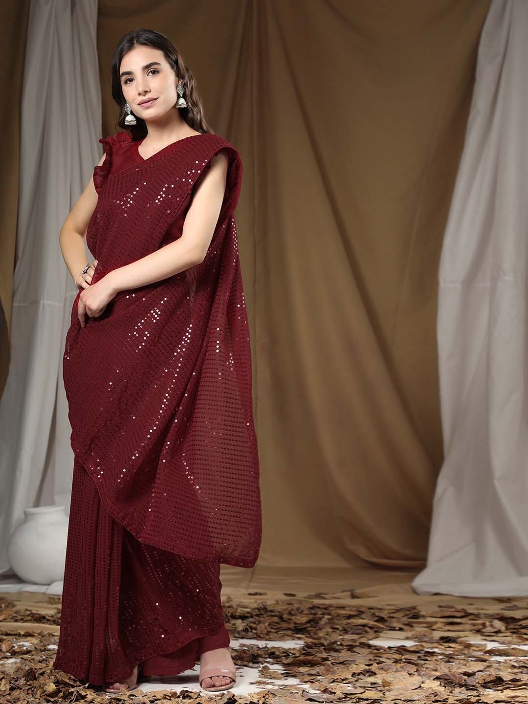 

CLEMIRA Embellished Sequinned Pure Georgette Saree, Maroon