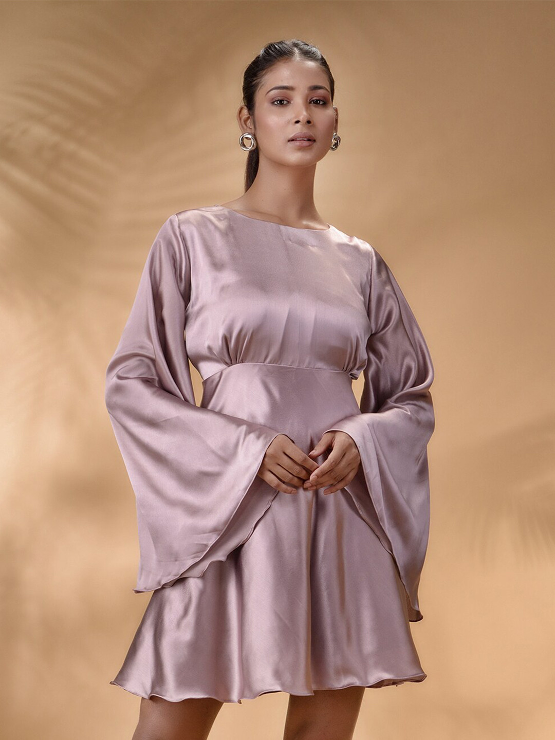 

Disli Mauve Bell Sleeve Satin Fit & Flare Dress