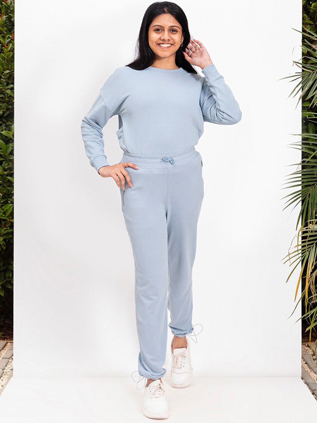 

Blissclub Women Mid-Rise Joggers, Blue
