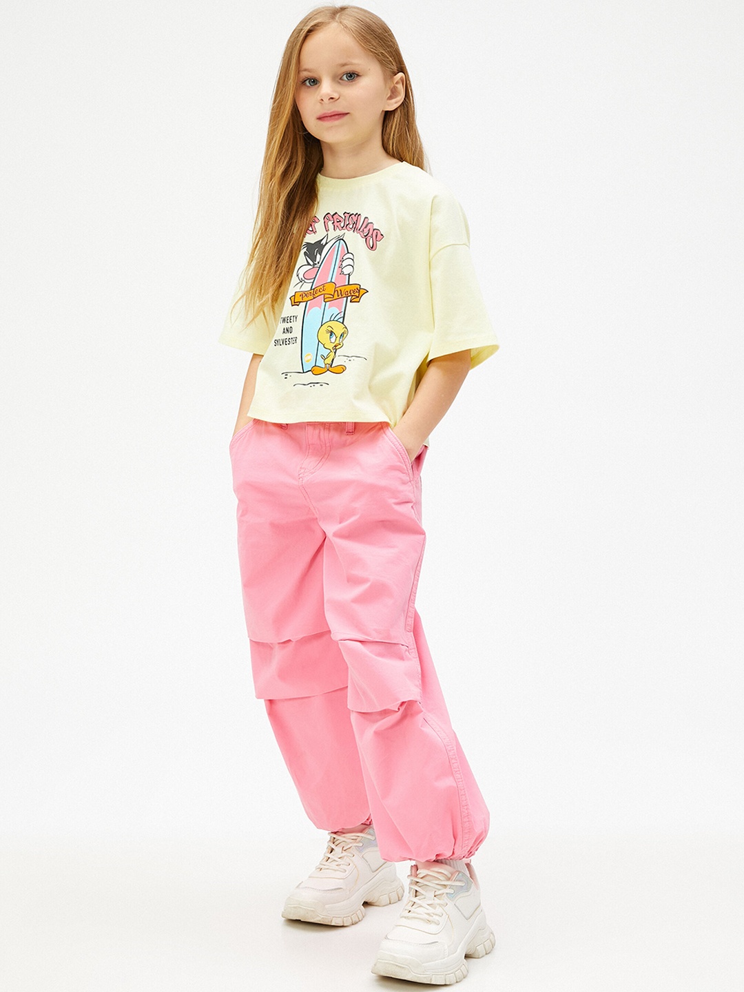 

Koton Girls Mid-Rise Pure Cotton Joggers, Pink