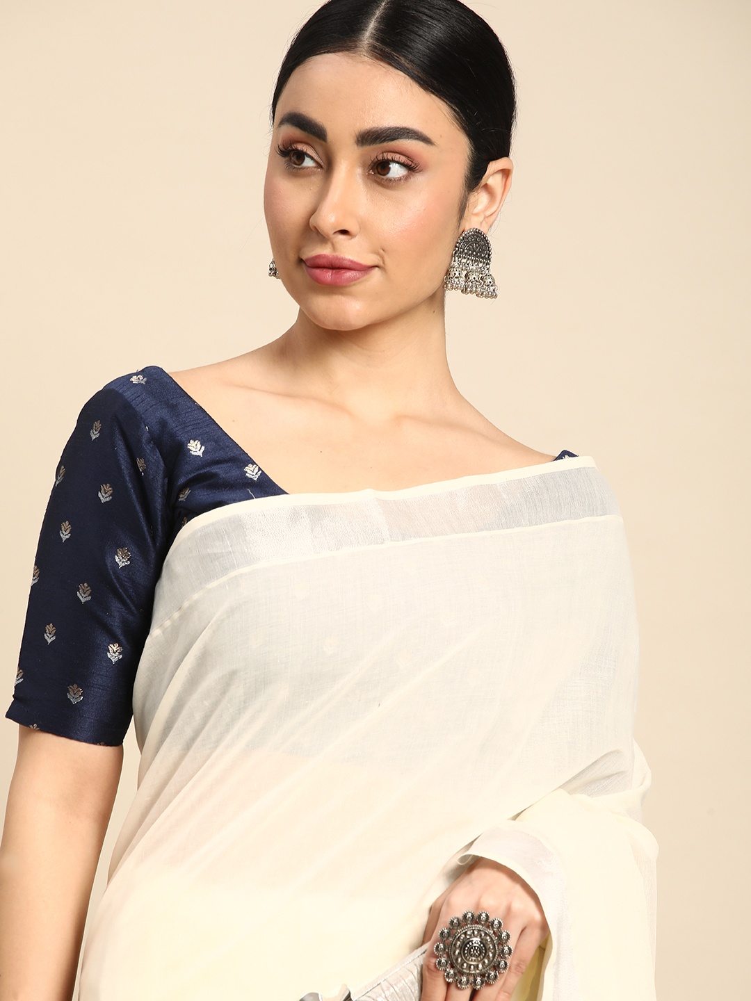 

Kalyan Silks Solid Zari Pure Cotton Kasavu Saree, Off white