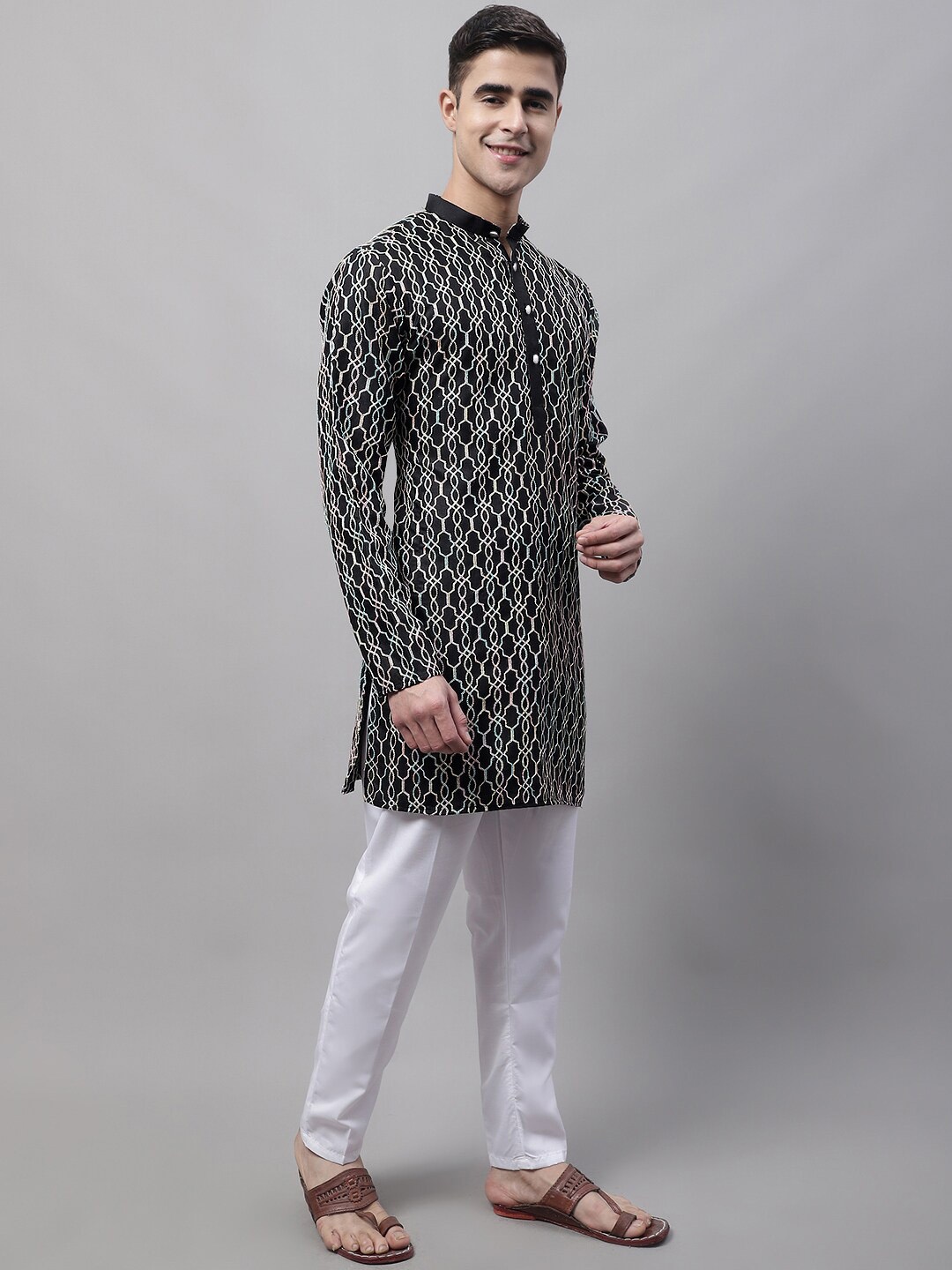 

Jompers Geometric Embroidered Mandarin Collar Pure Cotton Kurta With Trousers, Black