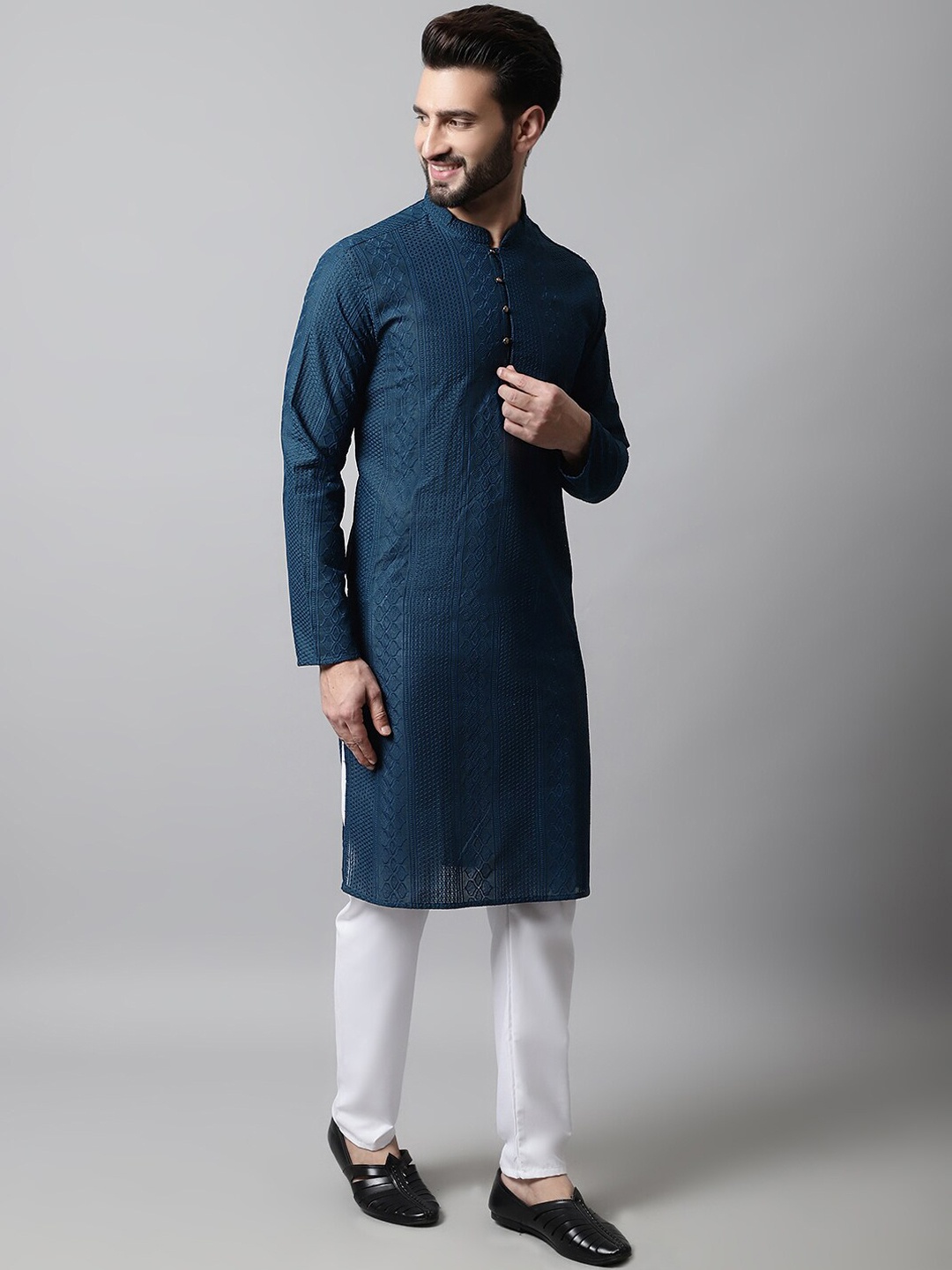 

Jompers Mandarin Collar Embroidered Regular Chikankari Pure Cotton Kurta with Churidar, Teal