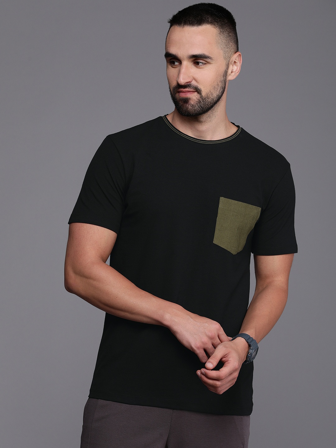 

Allen Solly Sport Round Neck Slim Fit T-shirt, Black