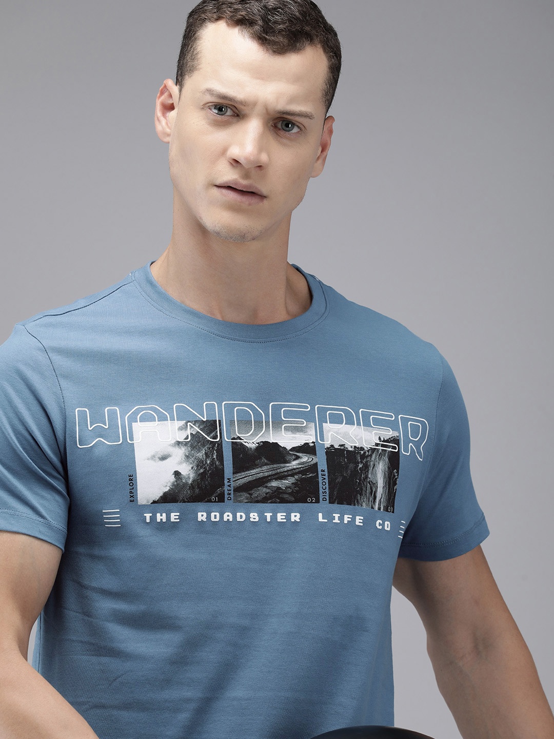 

Roadster Men Graphic Printed Pure Cotton T-shirt, Blue